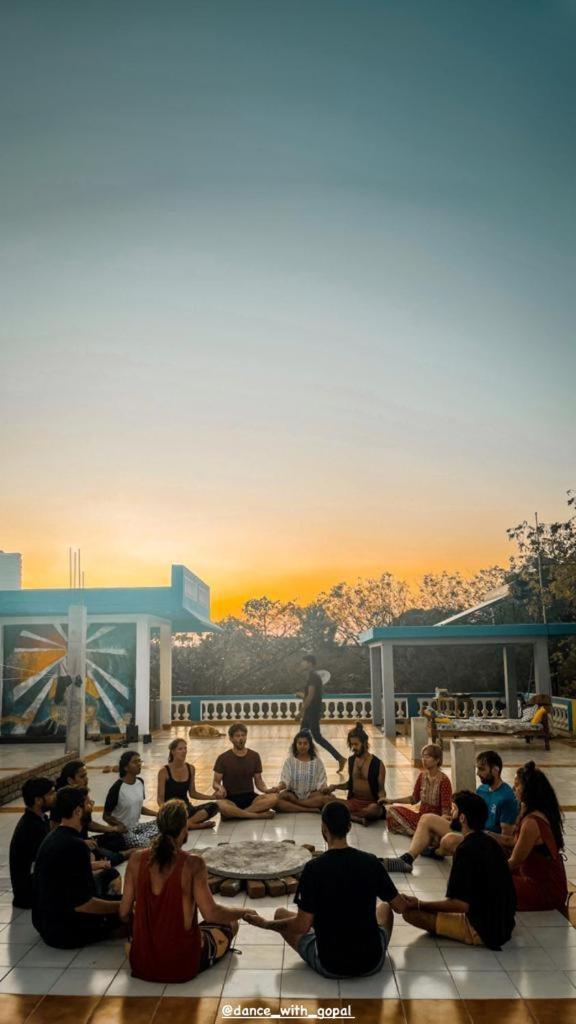 Unearth Hostel Auroville Exterior foto